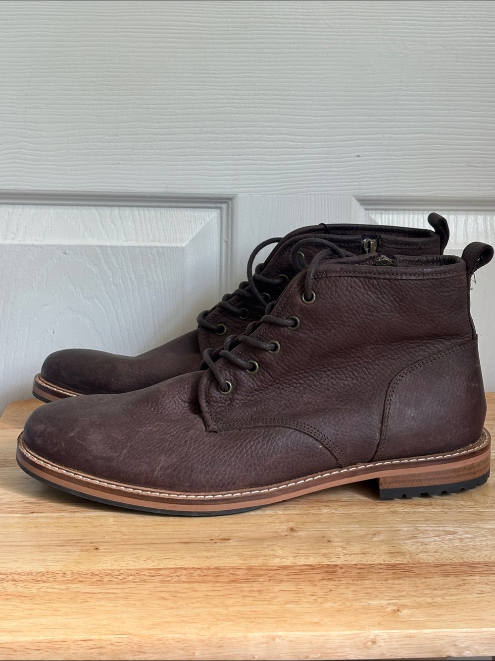 NEW Crevo Mens Dark Brown Leather Lace-Up Chukka Ankle Boots Size 13 memory foam